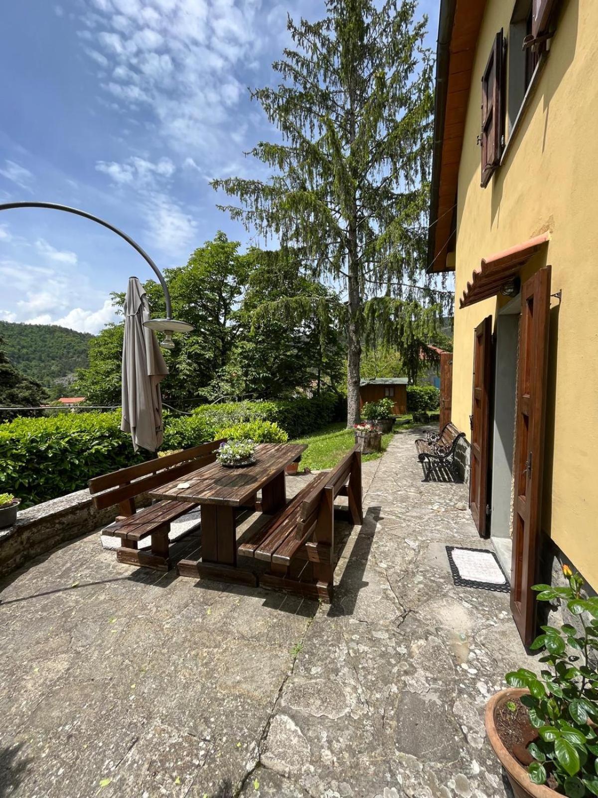 Casa Lastri Poppi Esterno foto